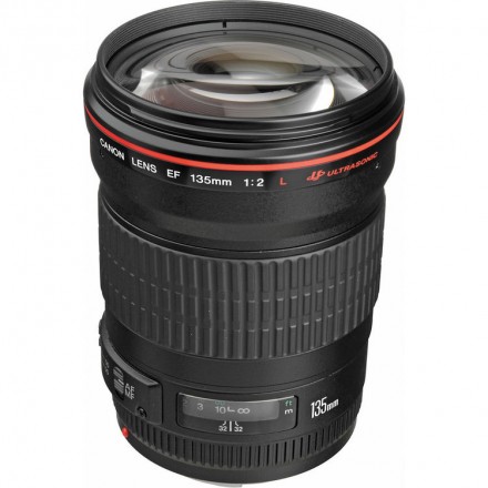 Объектив Canon EF 135mm f/2.0L USM Объектив Canon EF 135mm f/2.0L USM