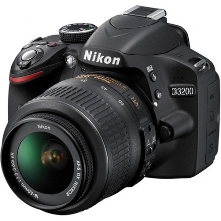 Цифр. фотокамера зеркальная Nikon D3200 + 18-55mm VR II Black KIT
