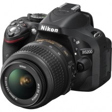 Цифр. фотокамера зеркальная Nikon D5200 + 18-55mm VR II Black KIT