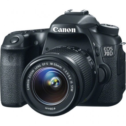 Цифр. фотокамера зеркальная Canon EOS 70D + объектив 18-55 IS STM c Wi-Fi