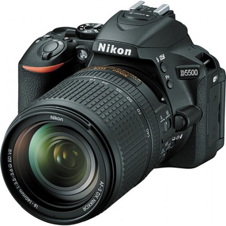 Цифр. фотокамера зеркальная Nikon D5500 + 18-140VR
