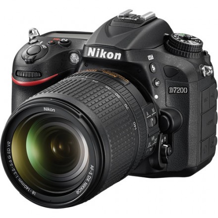 Цифр. фотокамера зеркальная Nikon D7200 + 18-140VR Цифр. фотокамера зеркальная Nikon D7200 + 18-140VR
