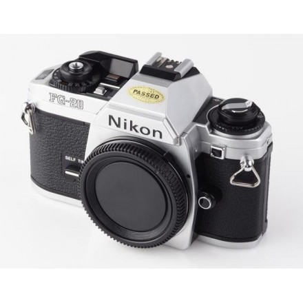 Пленочная фотокамера зеркальная Nikon FG-20 Nikkor 35-70 Пленочная фотокамера зеркальная Nikon FG-20 Nikkor 35-70