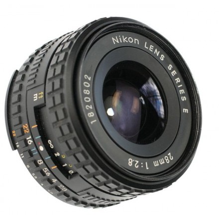 Объектив Nikon 28mm f/2.8 series E