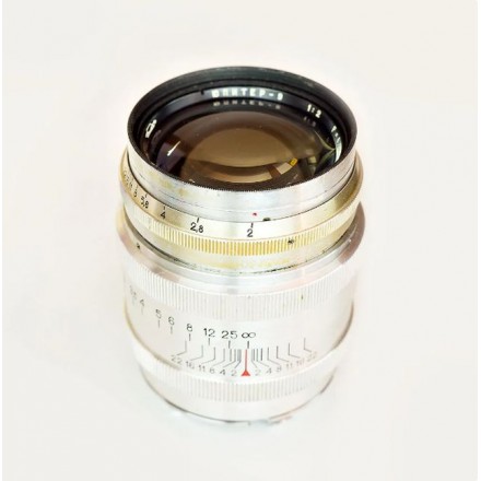 Объектив Юпитер-9 85mm f/2.0 Объектив Юпитер-9 85mm f/2.0