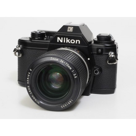 Пленочная фотокамера зеркальная Nikon EM+Nikon Series E 36-72mm/3.5