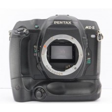 Пленочная фотокамера зеркальная Pentax MZ-S + Pentax BG-10 Battery Grip