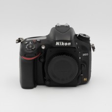 Цифр. фотокамера зеркальная Nikon D600