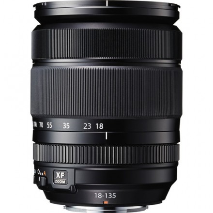 Об'єктив Fujifilm 18-135mm f/3.5-5.6 R LM OIS WR