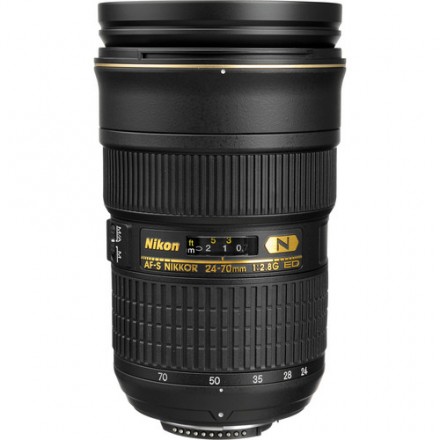 Объектив Nikon 24-70mm f/2.8G ED AF-S