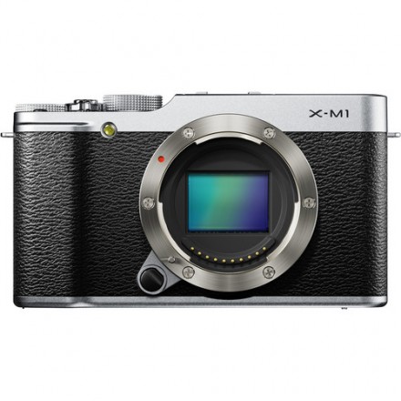 Цифр. фотокамера Fujifilm X-M1 body silver