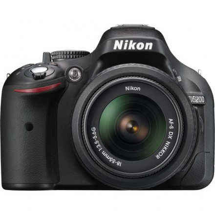 Цифр. фотокамера зеркальная Nikon D5200 + 18-55 II Цифр. фотокамера зеркальная Nikon D5200 + 18-55 II