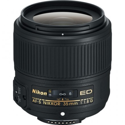 Объектив Nikon 35mm f/1.8G ED AF-S Объектив Nikon 35mm f/1.8G ED AF-S