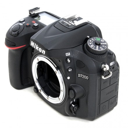 Цифр. фотокамера зеркальная Nikon D7200 body
