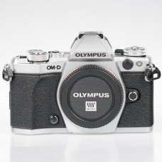 Фотоаппарат цифровой Olympus OM-D E-M5 Mark II body
